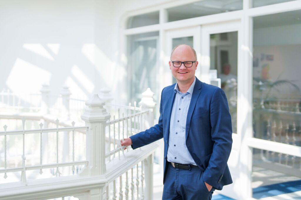 Elfred Bus gemeente Oegstgeest