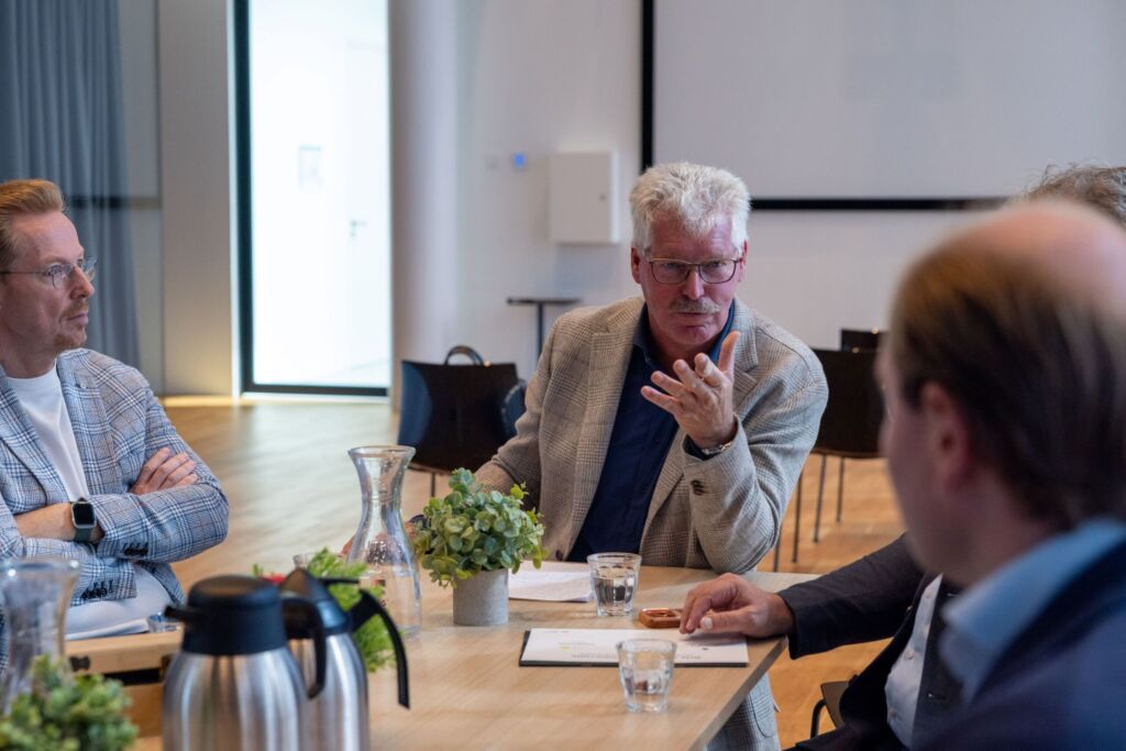 Minister Herbert bezoekt Key Region Leiden